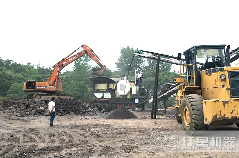 颚式移动破碎站 颚式移动破碎站