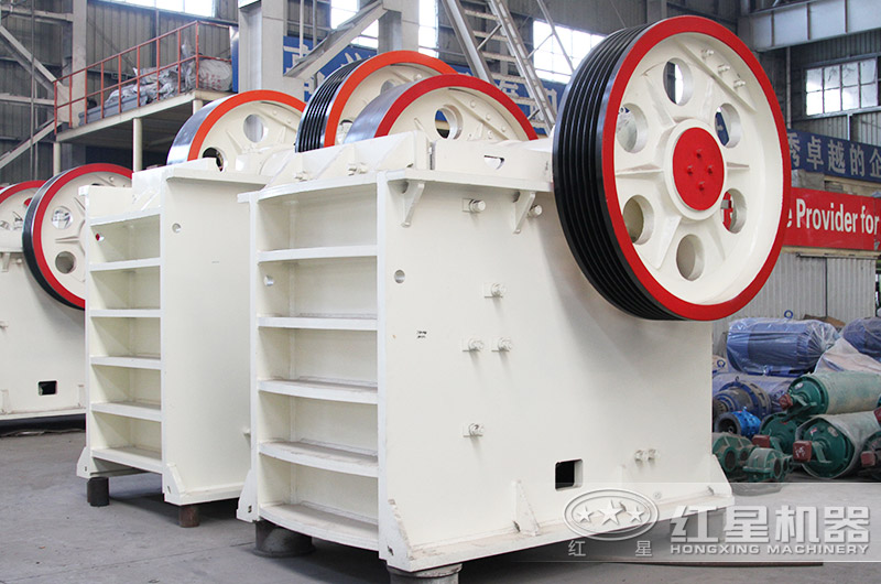 一天1000方大型破石机图片