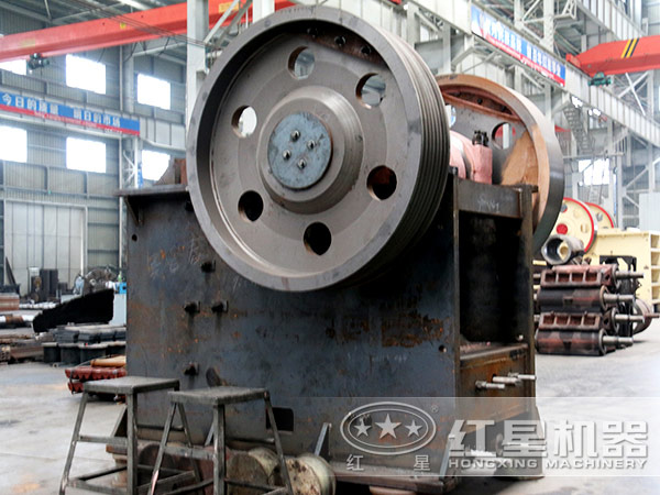 水泥破碎机半成品