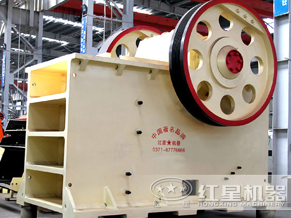 鄂式破碎机 鄂式破碎机