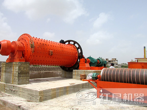 问鼎官网_问鼎（中国）设备生产现场